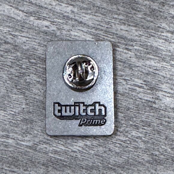 Blizzcon TwitchCon 2016 Twitch Hearthstone Cardback Pin Exclusive - Picture 2 of 2